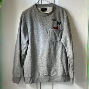 Forever21 crewneck sweater size: large